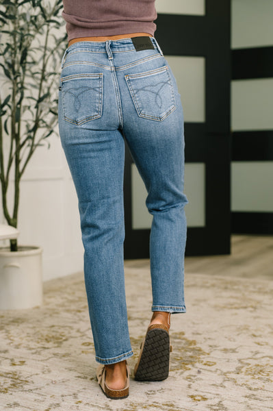 Amelia High Waist Ankle Straight - SIZE 20W