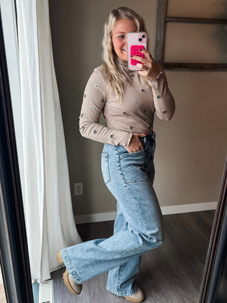 Frankie Slouchy Patch Pocket Jeans