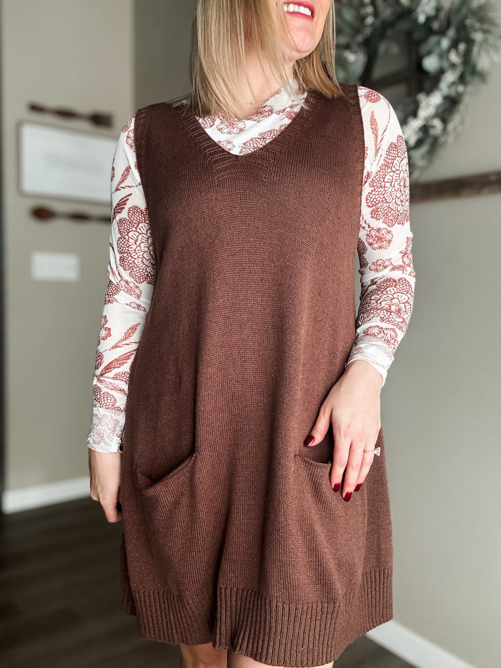Wells Tunic Sweater Vest - SIZE MEDIUM