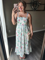 Wisteria Lane Floral Dress - SIZE MEDIUM