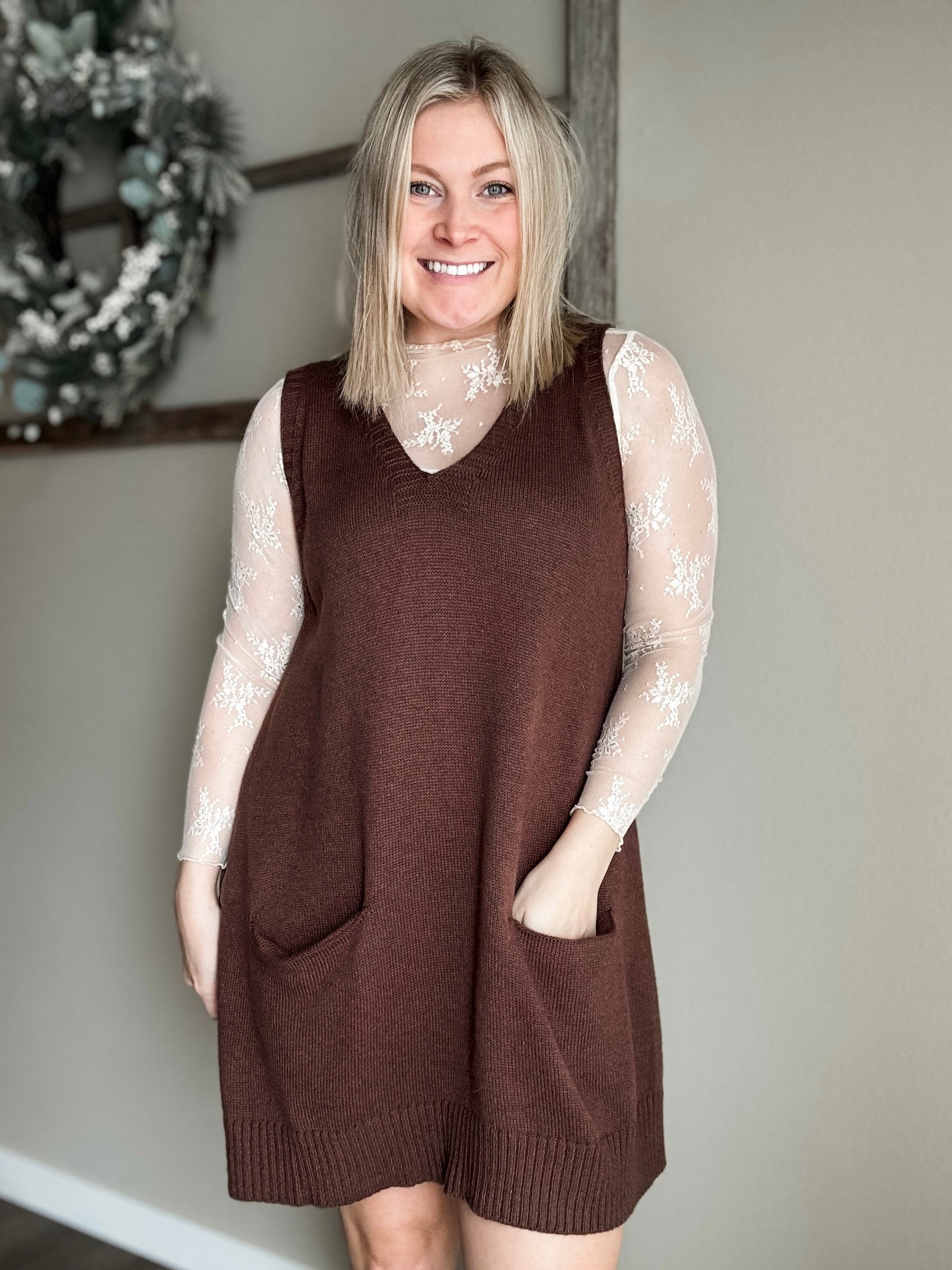 Wells Tunic Sweater Vest - SIZE MEDIUM