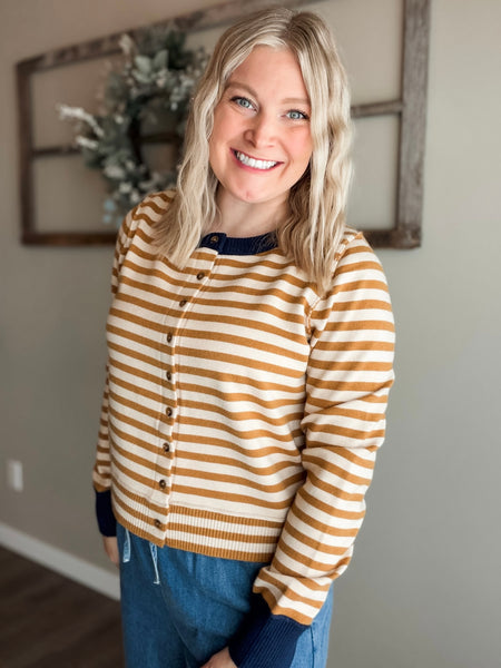 Whit Stripe Knit Cardigan