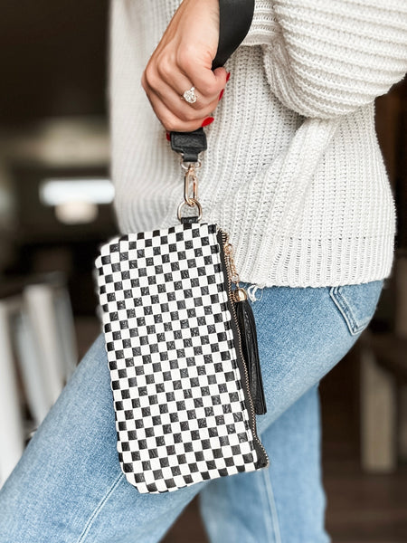 Moxie Checker Woven Wristlet - Black