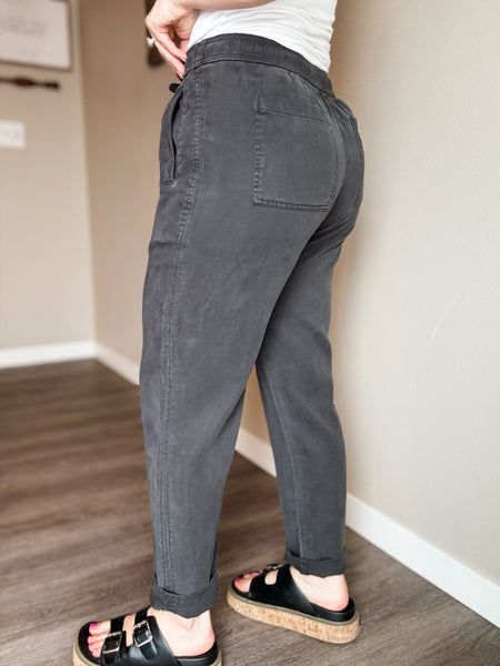 Avery Tapered Tencel Pant - Charcoal