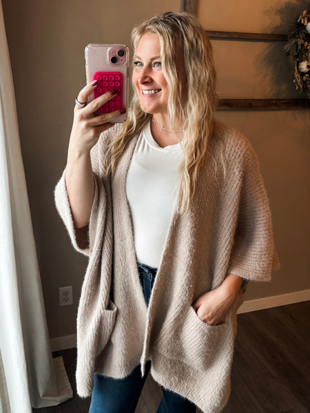 Yasmine Cozy Poncho - Beige