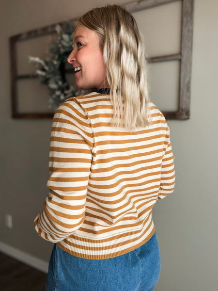 Whit Stripe Knit Cardigan
