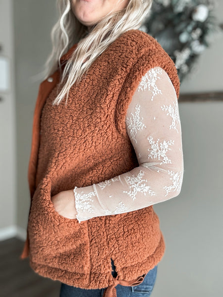 Teya Sherpa Vest