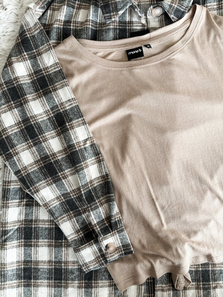 Trevyn Tie-Back Top - Tan