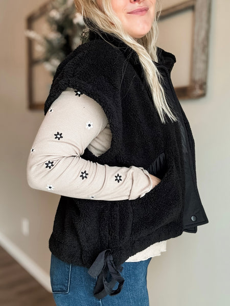 Annelise Sherpa Vest - 2 Color Options