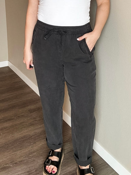 Avery Tapered Tencel Pant - Charcoal