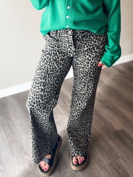 Untamed Wide Leg Leopard Pant