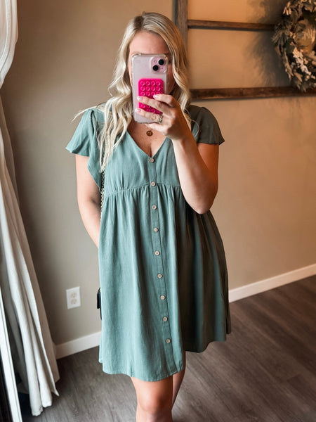 Feorra Flutter Sleeve Dress