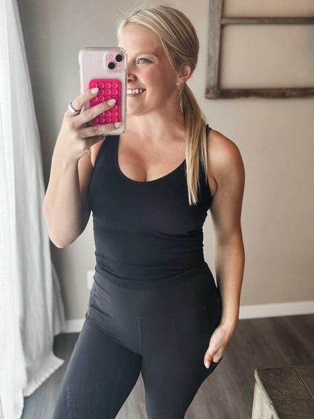 Elyse One Size Crop Tank - Black