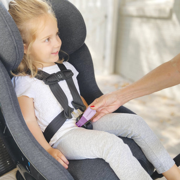 UnbuckleMe Car Seat Tool - Pink/Purple