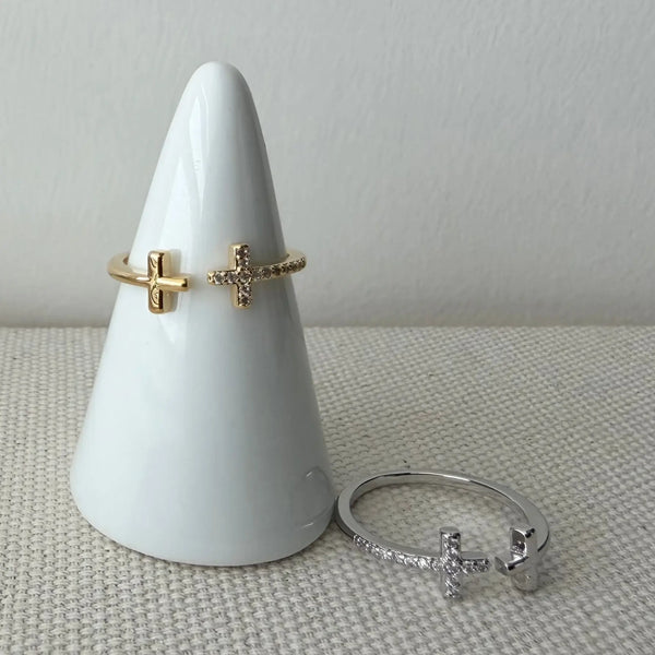 Guiding Light Cross Ring - Silver