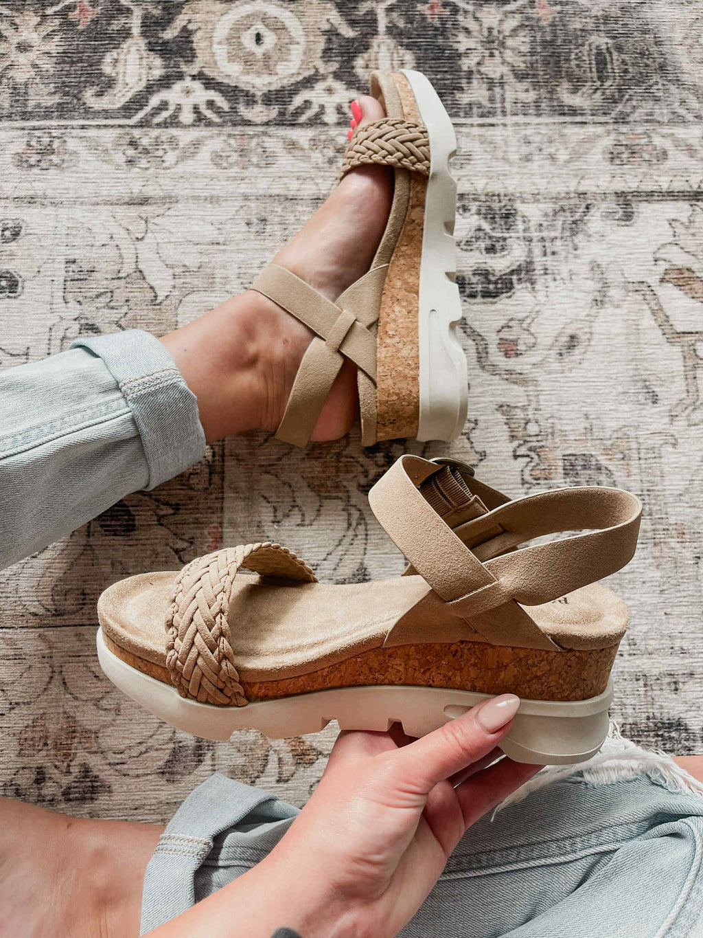 Hit Wedge Sandal
