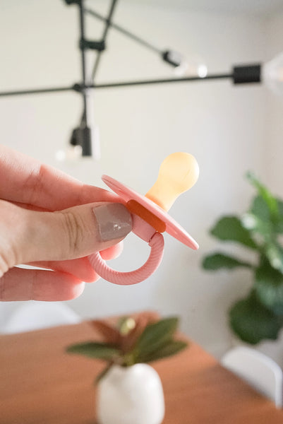 Vinny Itzy Soothers - Pink