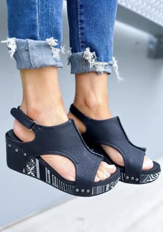 Livi II Aztec Wedge Sandals - SIZE 6.5