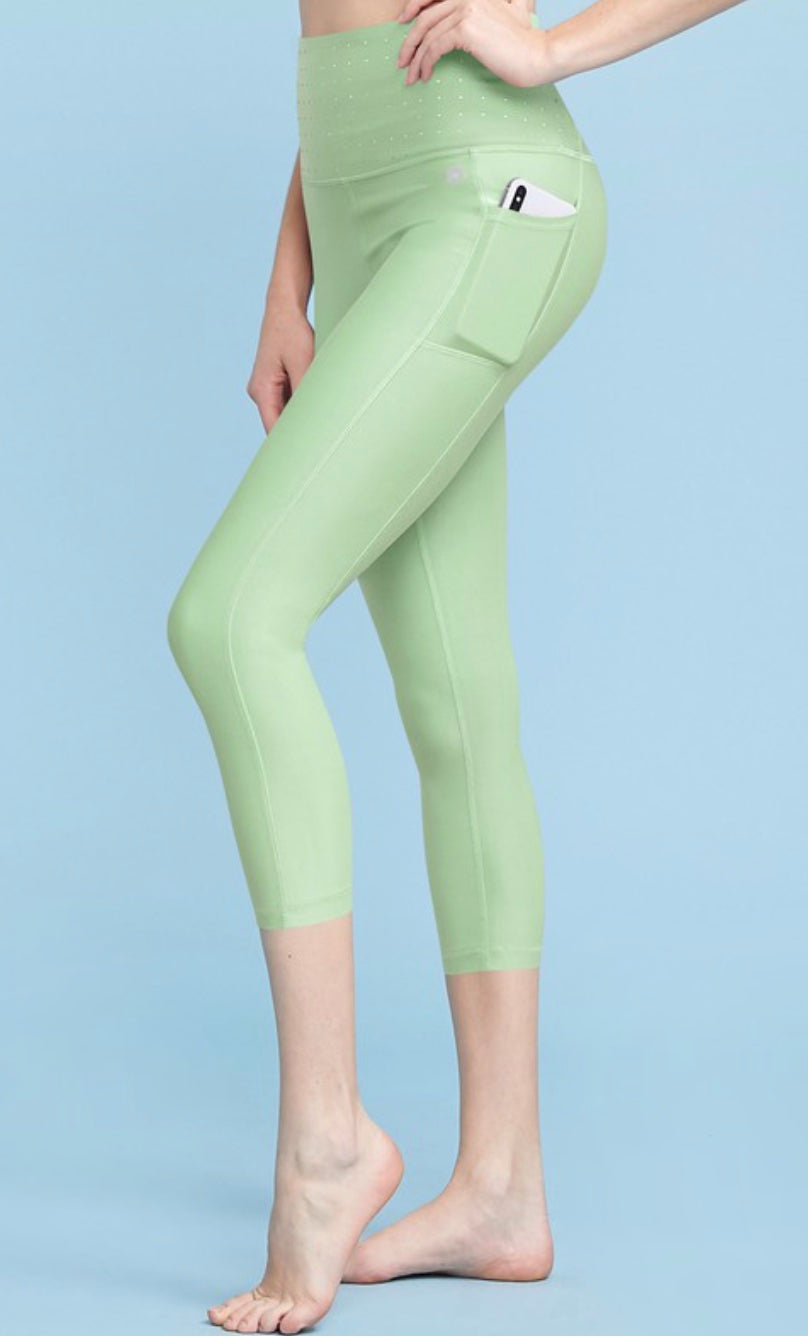 Athletic Power Mesh Capris - SIZE SMALL