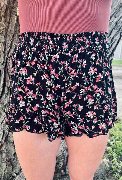 Kailey Smocked Floral Shorts - Black