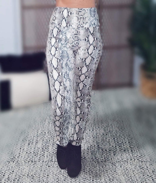 Stay Sassy Snake Print Leggings - SIZE SMALL
